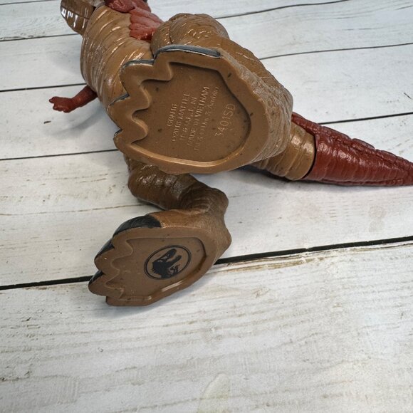 Jurassic World Mattel 2018 Battle Damage T-Rex Dinosaur Action Figure - Picture 6 of 6